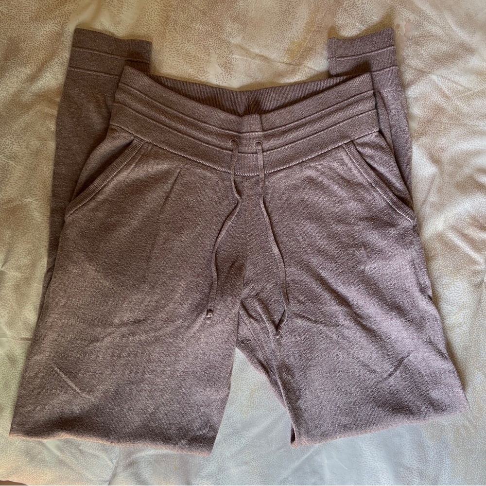 Lululemon joggers